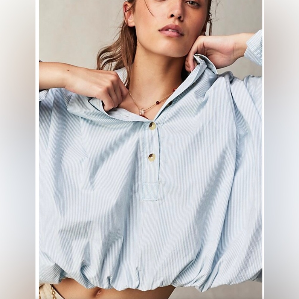Free People Free People Newport Bubble Top COLOR Light Blue and white - Picture 3 of 3